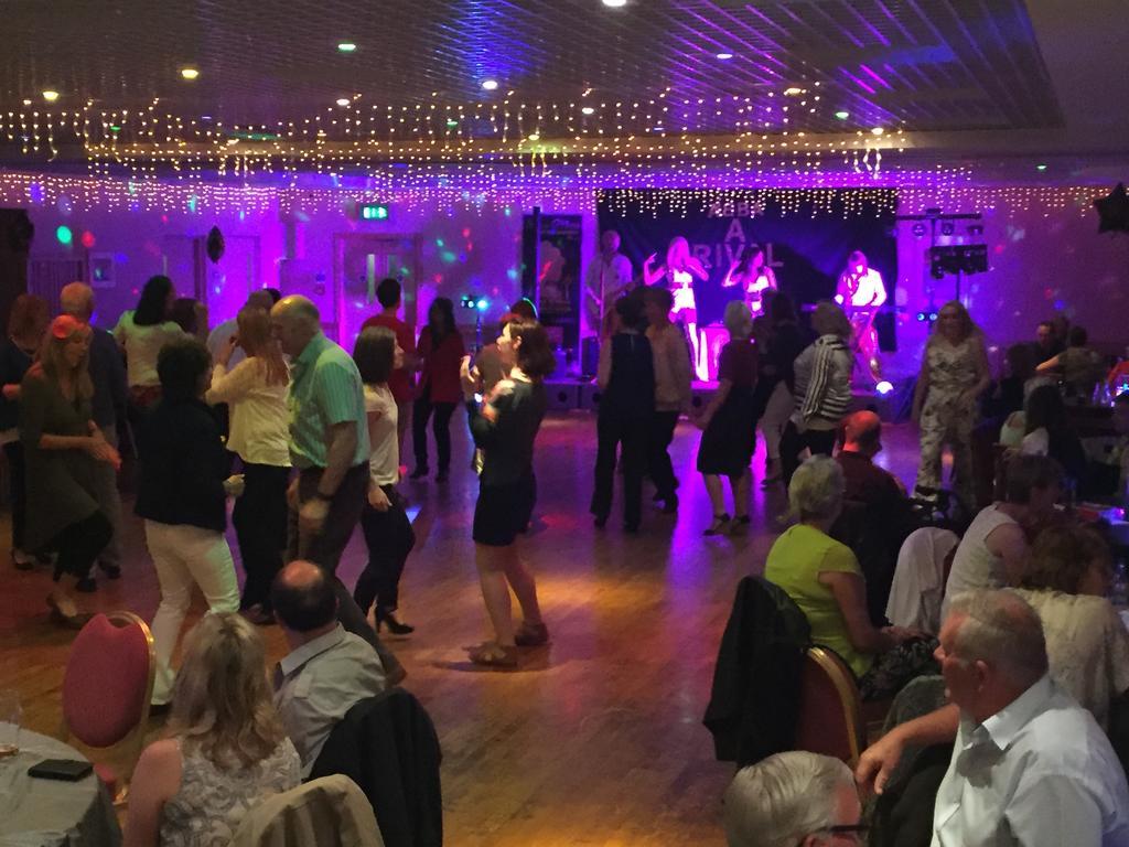 Cross Keys Hotel, Kelso Bagian luar foto