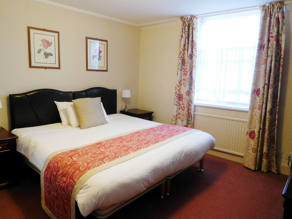 Cross Keys Hotel, Kelso Bagian luar foto