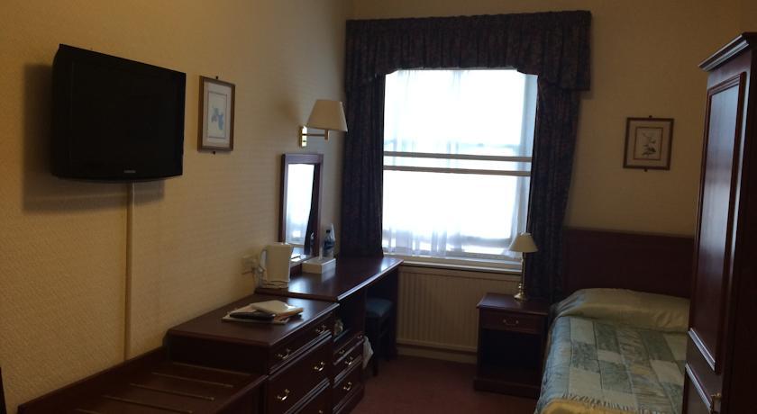 Cross Keys Hotel, Kelso Ruang foto