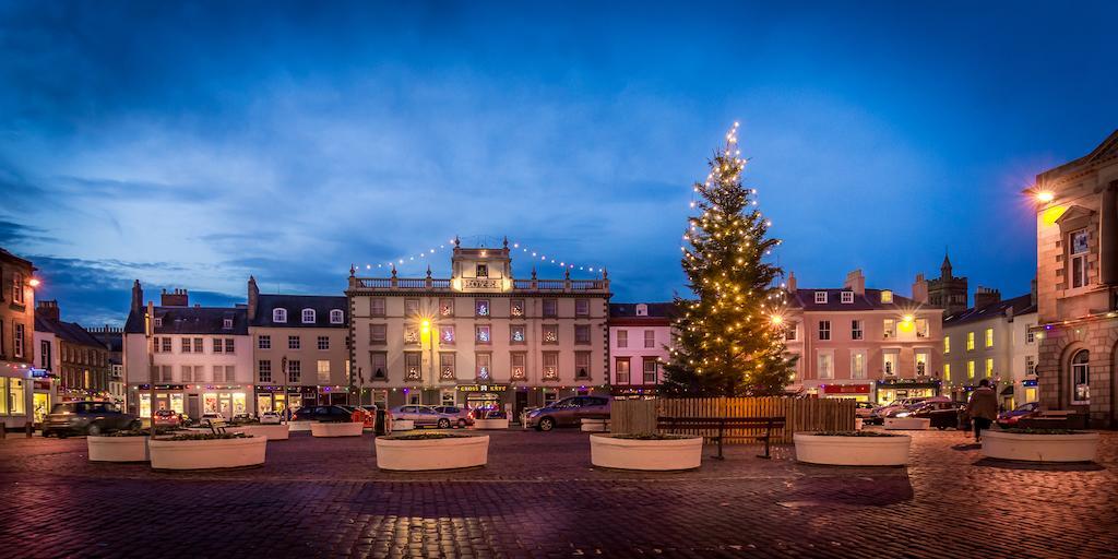 Cross Keys Hotel, Kelso Bagian luar foto