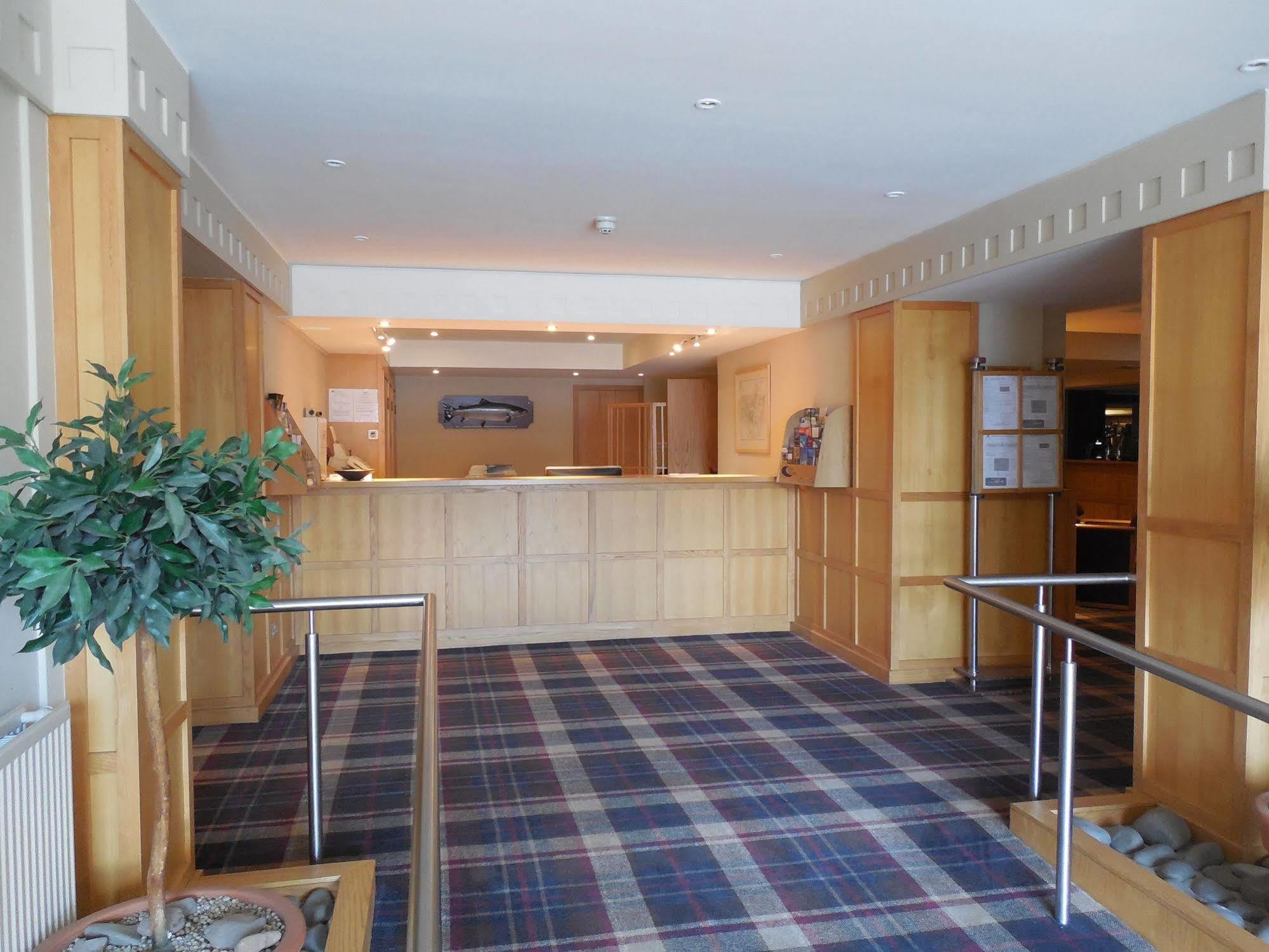Cross Keys Hotel, Kelso Bagian luar foto