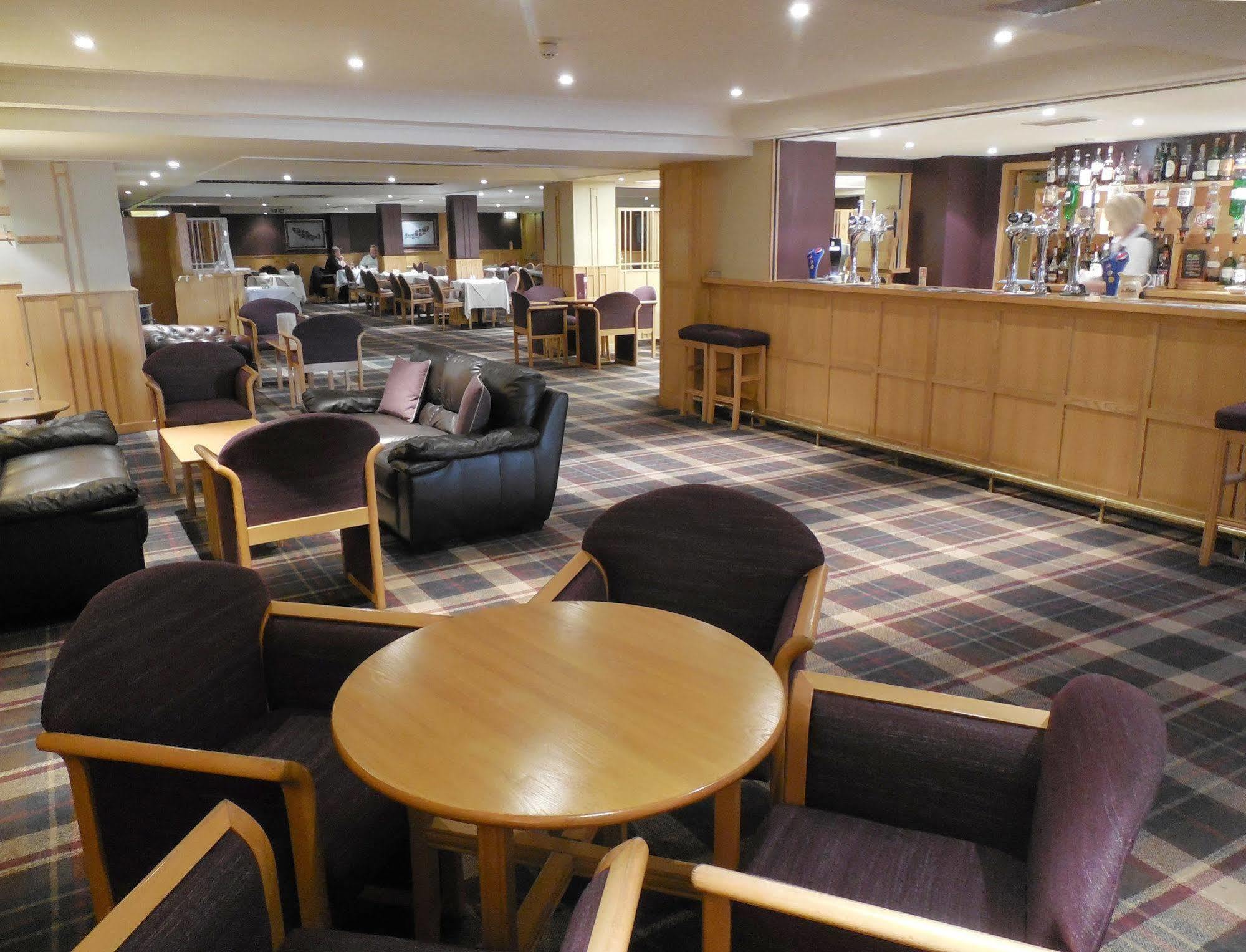 Cross Keys Hotel, Kelso Bagian luar foto